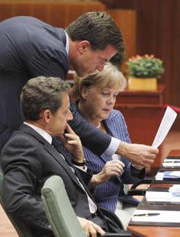 Merkel Y Sarkozy Discuten El Rescate A Grecia
