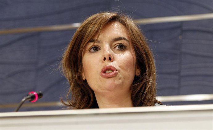 Primer Plano De Soraya Saénz De Santamaría