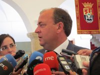 Vara y Monago inician este viernes el traspaso de poderes en la Junta de Extremadura y pretenden que sea "ejemplar"