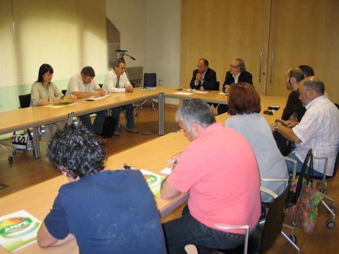 Reunión Del PSOE Con Los Sindicatos