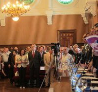 Ávila lamenta "el fondo y la forma" del anuncio de Visteon y espera que retome la "senda de la normalidad"