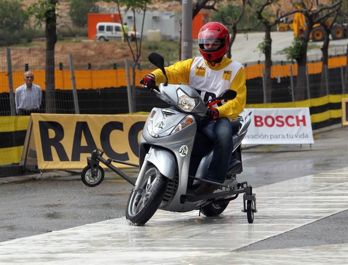 Prueba De Freno ABS En Motocicleta
