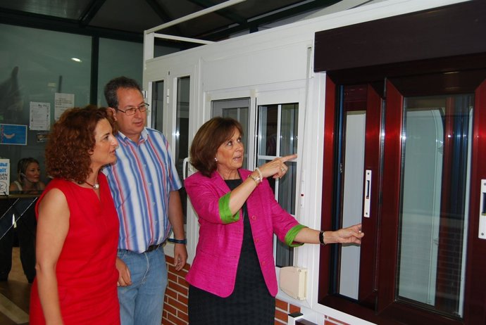 Martel Y Serrano Presentan Las Líneas De Actuaciones De Ahorro Energético