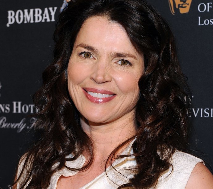 Julia Ormond