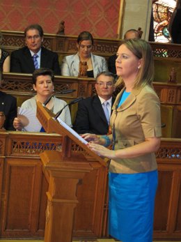 Salom Durante El Acto De Su Investidura.