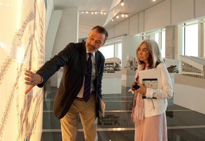 FOTOS DO CONSELLEIRO DE CULTURA E TURISMO, ROBERTO VARELA, NA CLAUSURA DO CICLO 