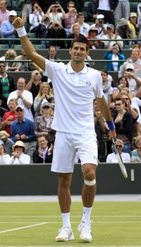 Tenis/Wimbledon.- Djokovic pasa a octavos tras superar a un gran Baghdatis