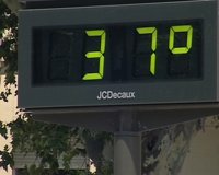 (AMPL) Meteorología mantiene la alerta el lunes por temperaturas de hasta 37 grados en el interior y 34 en el litoral