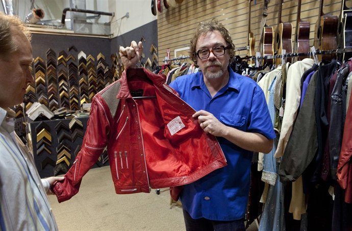 Imagen De La Chaqueta De Michael Jackson