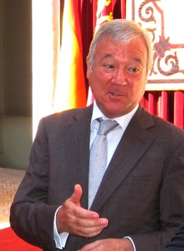 Valcárcel Tras Su Toma De Posesión