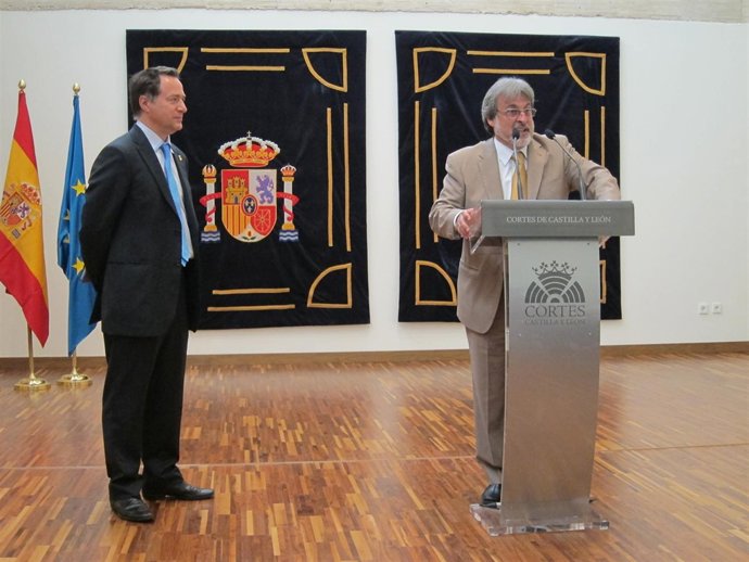González (D) Y Valderas.
