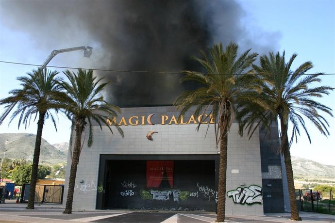 Incendio Del Palacio De La Magia El Pasado Febrero