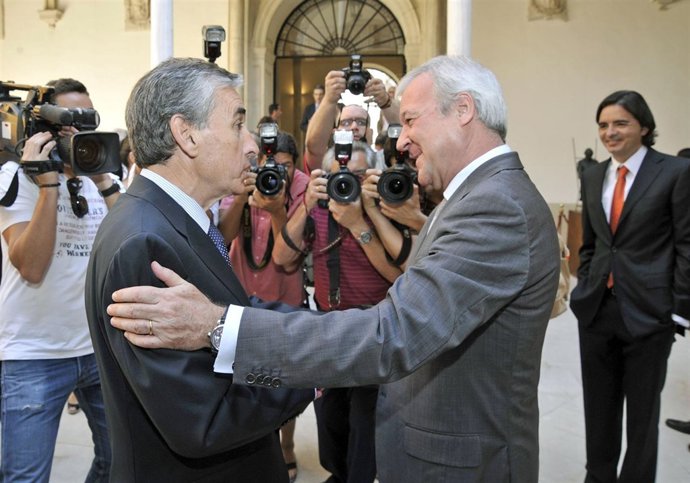 El Ministro De Presidencia, Ramón Jáuregui Y Valcárcel             