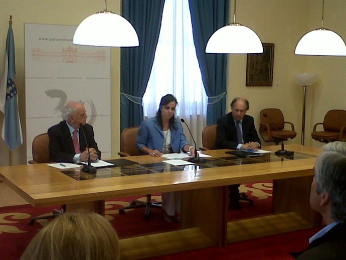 Foto Firma Convenio Parlamento