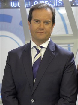 El Periodista De Canal Sur TV Álvaro Moreno De La Santa