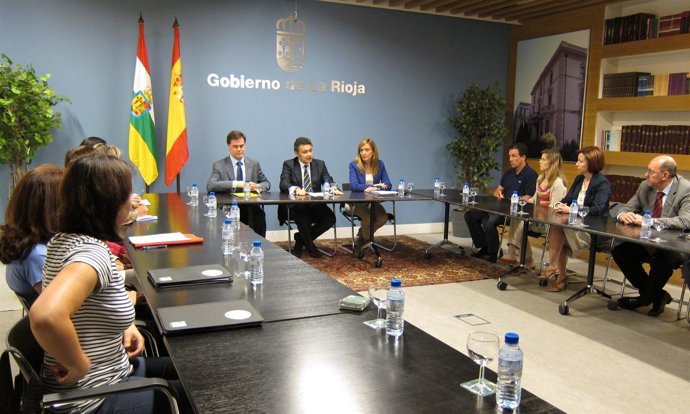 Conrado Escobar Reunión Con Inserción Laboral