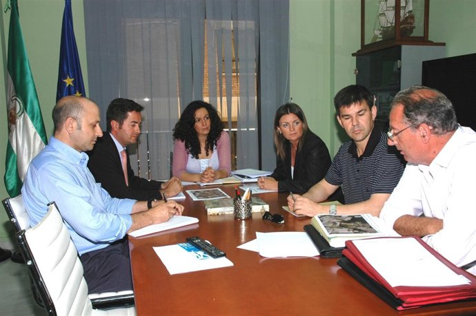 Reunión Entre El Alcalde De El Ejido Y La Delegada De Medio Ambiente 