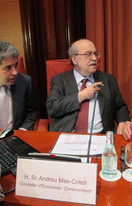 Andreu Mas-Colell Y Francesc Homs En El Parlament