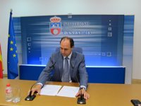 Diego espera no tener que aportar fondos al Racing, que está "al borde del abismo" por el anterior Gobierno