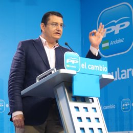 Antonio Sanz, En Rueda De Prensa