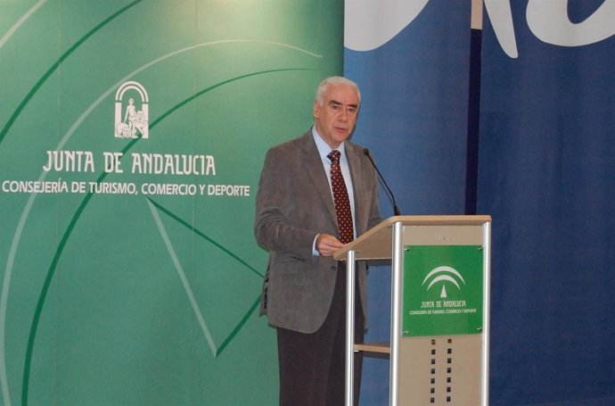 Luciano Alonso, Consejero Andaluz De Turismo, En Rueda De Prensa