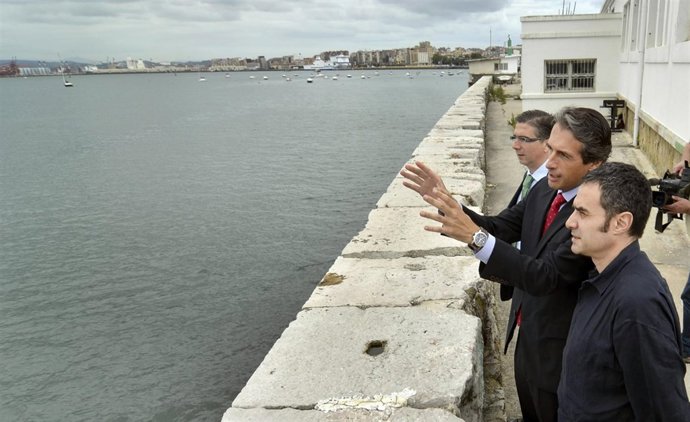 Visita De De La Serna Y Zaera Al CEAR Y Al Dique De Gamazo