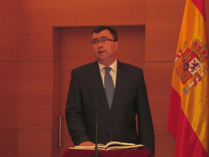José Ballesta Jura Su Cargo Como Consejero 