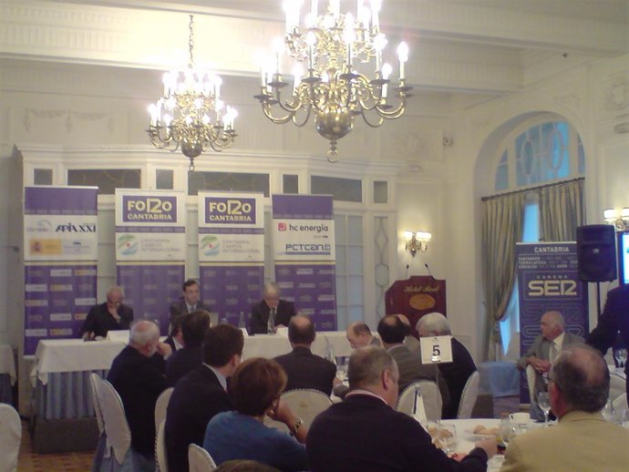 Luis Serrano Rubiera, Director Ejecutivo De Solvay Ibérica, En Foro Cantabria