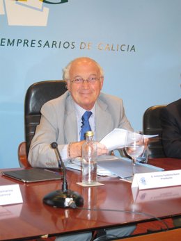 El Presidente De La CEG, Antonio Fontenla, En La Asamblea De La Patronal