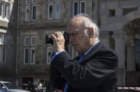 Saura cree que la crítica española le ha "maltratado" y espera seguir haciendo cine "hasta que el cuerpo aguante"