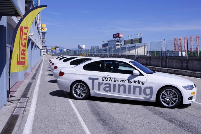 Acuerdo Entre Pirelli Y BMW