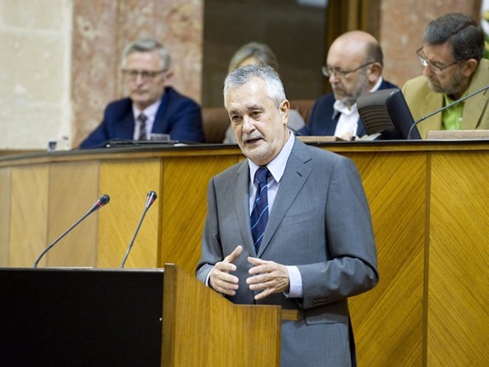 José Antonio Griñán Ante El Pleno Del Parlamento