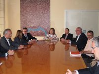 Ayuntamiento y Cámara de Comercio apuestan por la colaboración para "regenerar" el empleo y la inversión en Logroño