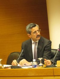 Ángel (PSPV) compatibilizará el cargo de senador y alcalde para defender su pueblo y la Comunitat