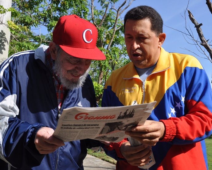 Fidel Castro Con Hugo Chávez En Cuba.