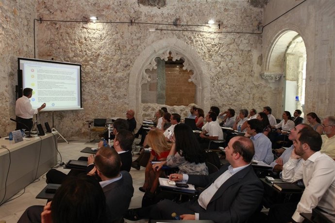 Jornadas De IE University Para Impulsar El Mercado Social De Capitales