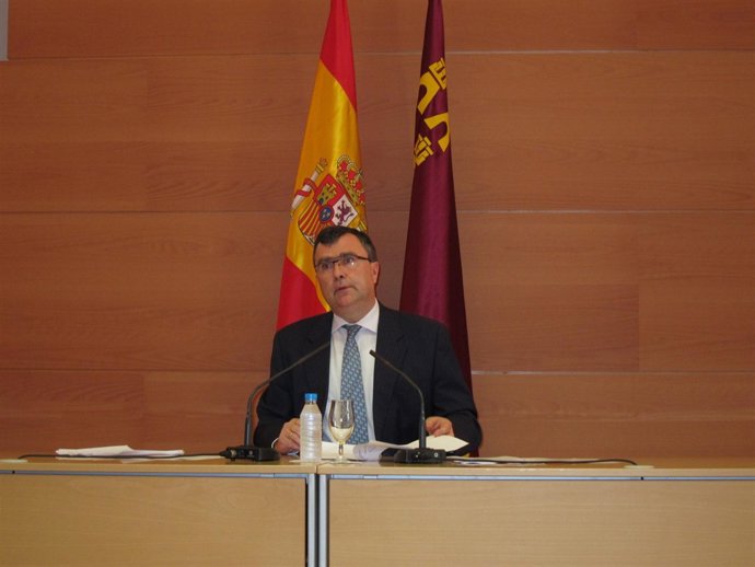 Ballesta, Consejero Universidades Y Portavoz Gobierno Regional