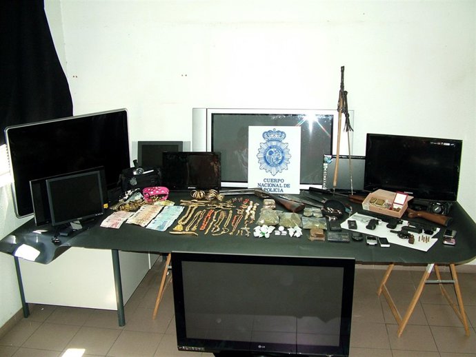 Armas, Drogas, Joyas Y Televisores Decomisados