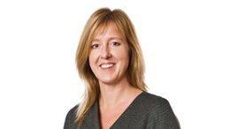 Alison Cooper, consejera delegada de Imperial Tobacco