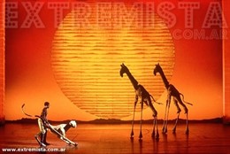 Escena Del Musical De 'El Rey León'