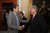 Nieto exige a Sinde que no se desentienda de la decisión de Capitalidad porque "tiene todo que ver"