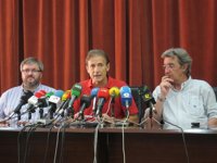 IU considera que la toma de posesión de Monago "no puede transformarse ni en un circo ni en un despilfarro"