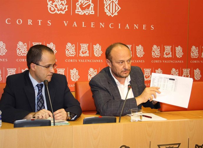 Juliánlópez Y Rafa Rubio En Rueda De Prensa