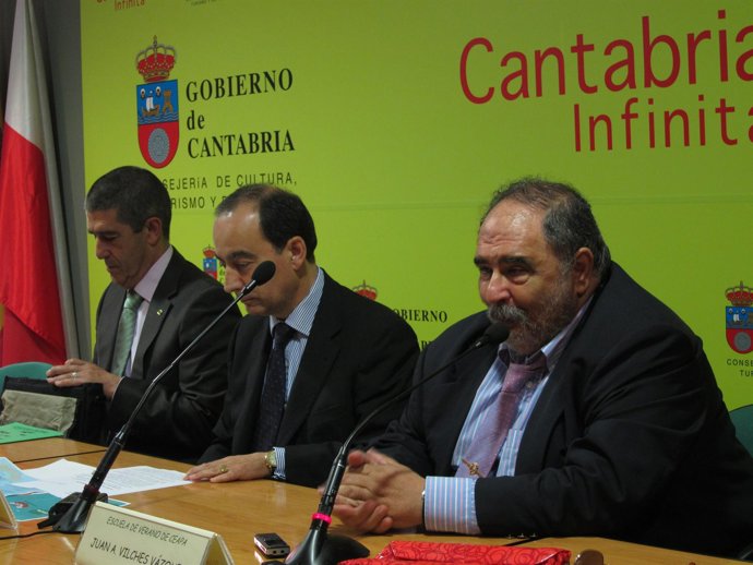 Escuela De Verano De CEAPA. Primer Acto De M.A. Serna, Consejero De Educación