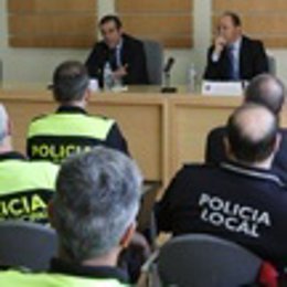 Agente Municipales En El Curso