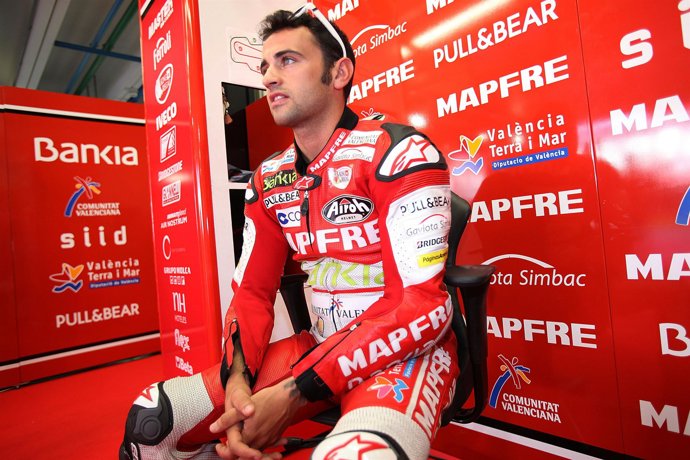 El Piloto De Motogp Del Mapfre Aspar Team Héctor Barberá