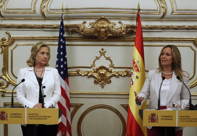 Hillary Clinton Con Trinidad Jimñenez