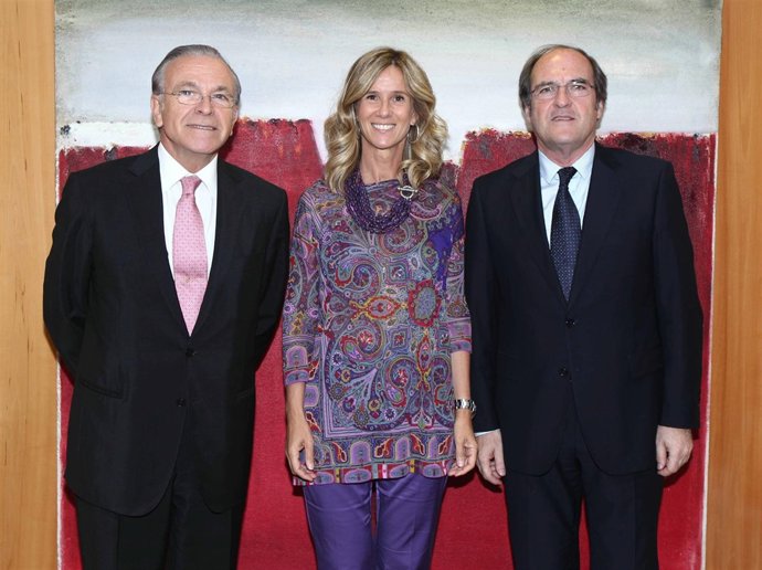 Isidro Fainé Y Los Ministros Ángel Gabilondo Y Cristina Garmendia