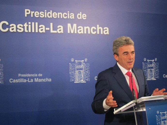 Leandro Esteban, (C-LM)