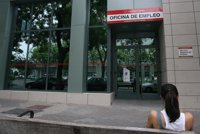 PSOE critica que las mujeres madrileñas "sufren especialmente la falta de medidas" de Aguirre contra el paro